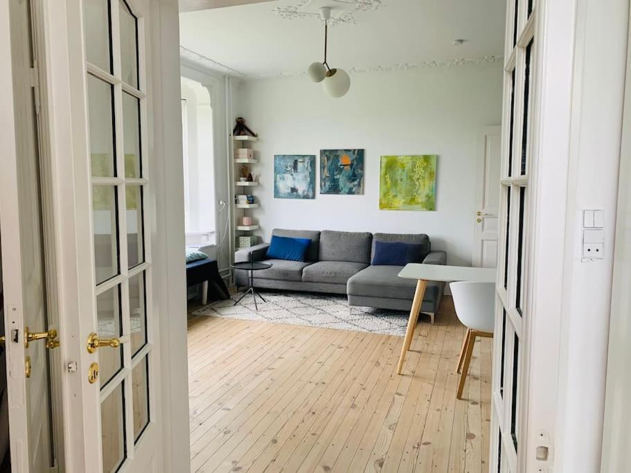 Lägenhet Cosy Og Spacious In The Heart Of Århus